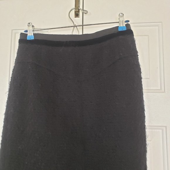 Marc Jacobs - Textured black skirt - Size 8 - Picture 4 of 15